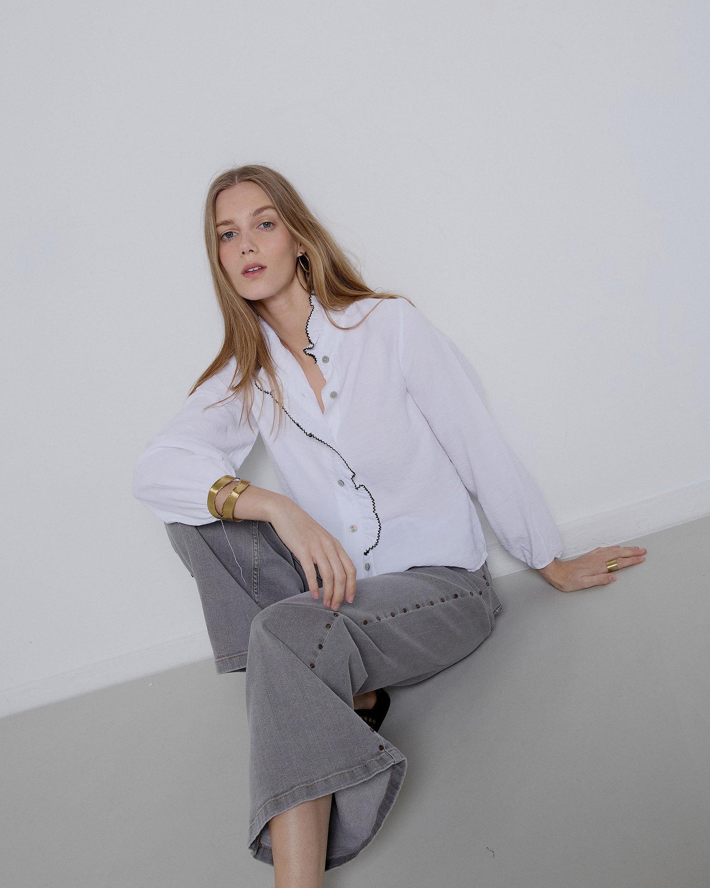 Blusa Volante Contraste Blanca